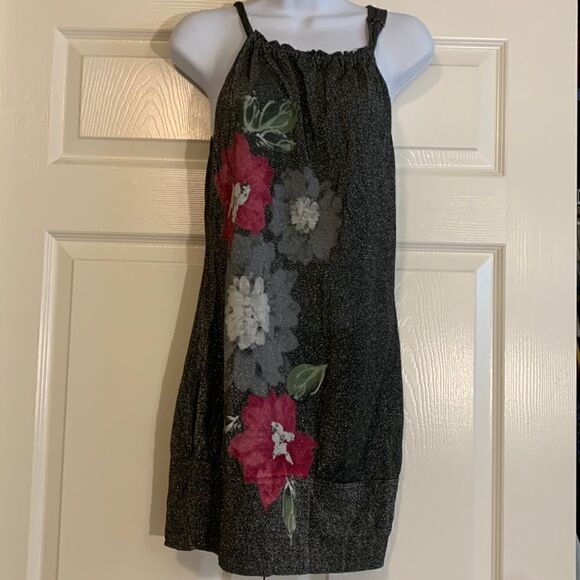 FANG, medium, tunic, sleeveless, rayon and metallic, beautiful floral design - Picture 1 of 11